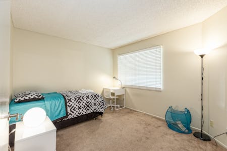 Accommodation For Rent In Moreno Valley United States